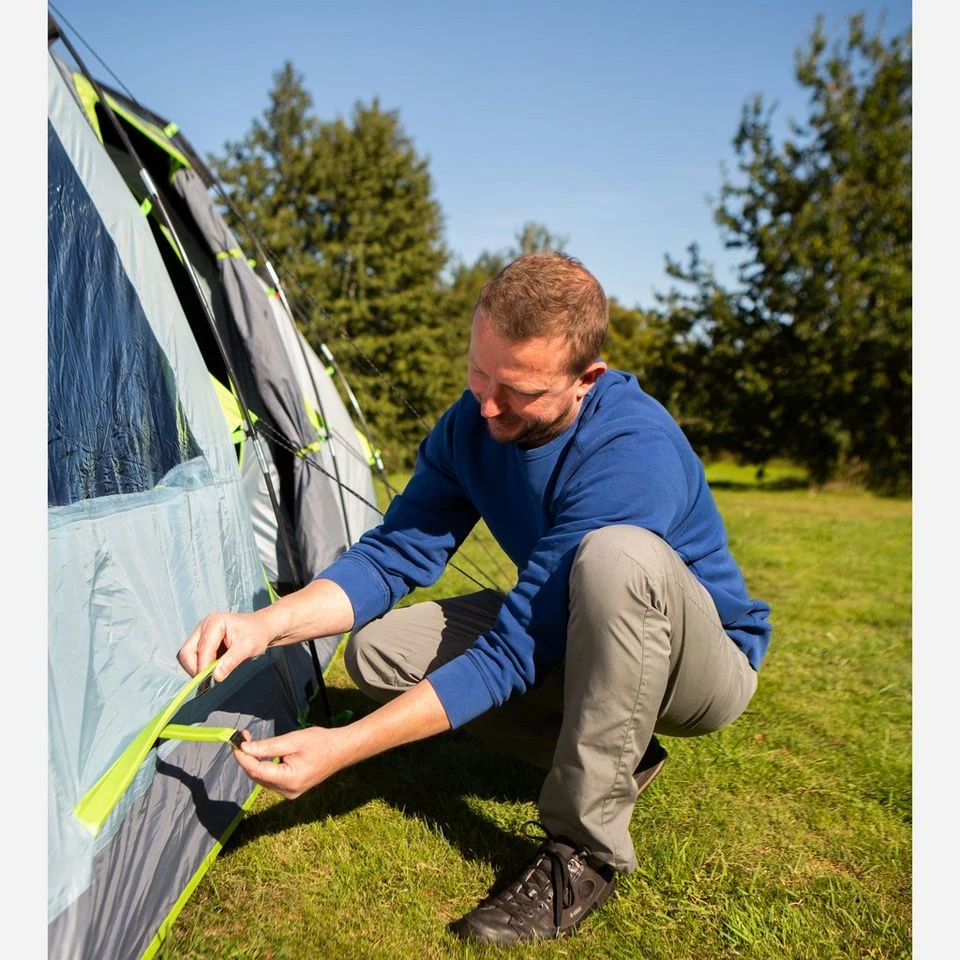 Coleman Meadowood 4 Person Large Tent With Blackout Bedrooms 7 Coleman Meadowood 4 Person Large Tent With Blackout Bedrooms - Image 5